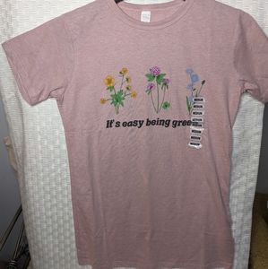 Pink graphic tee shirt medium